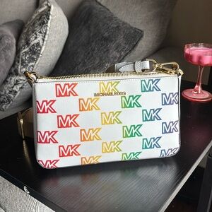 MK Crossbody bag